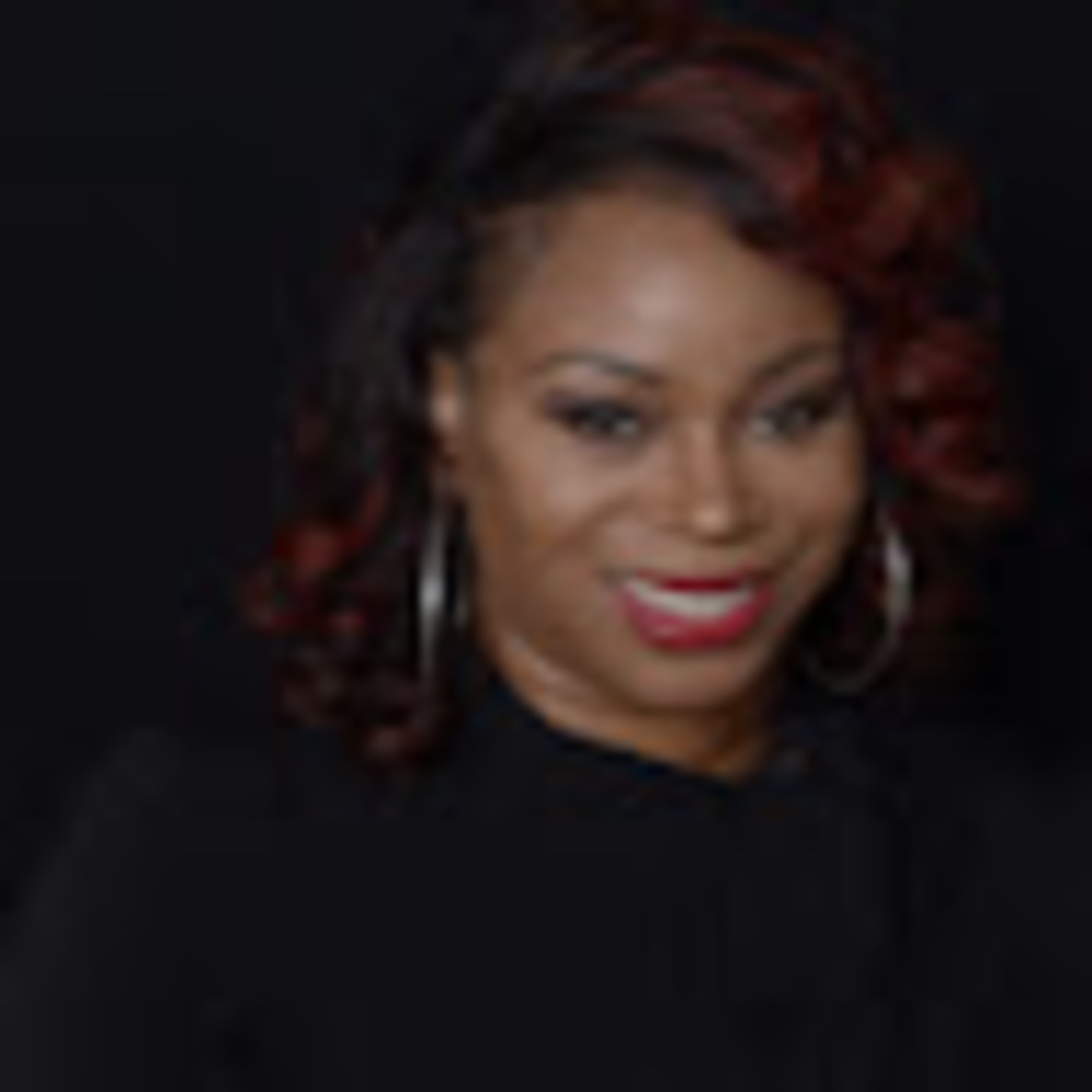 Meet your Posher, Lakisha